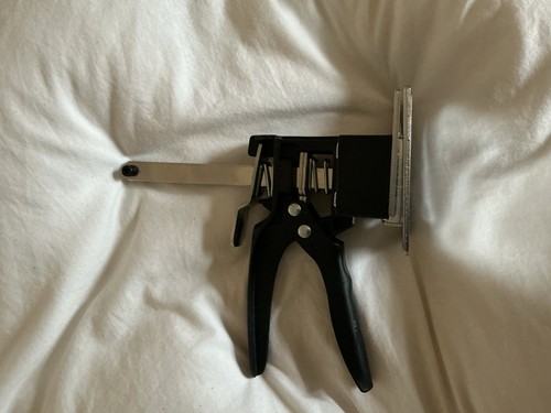 Labor saving arm - arm, handheld